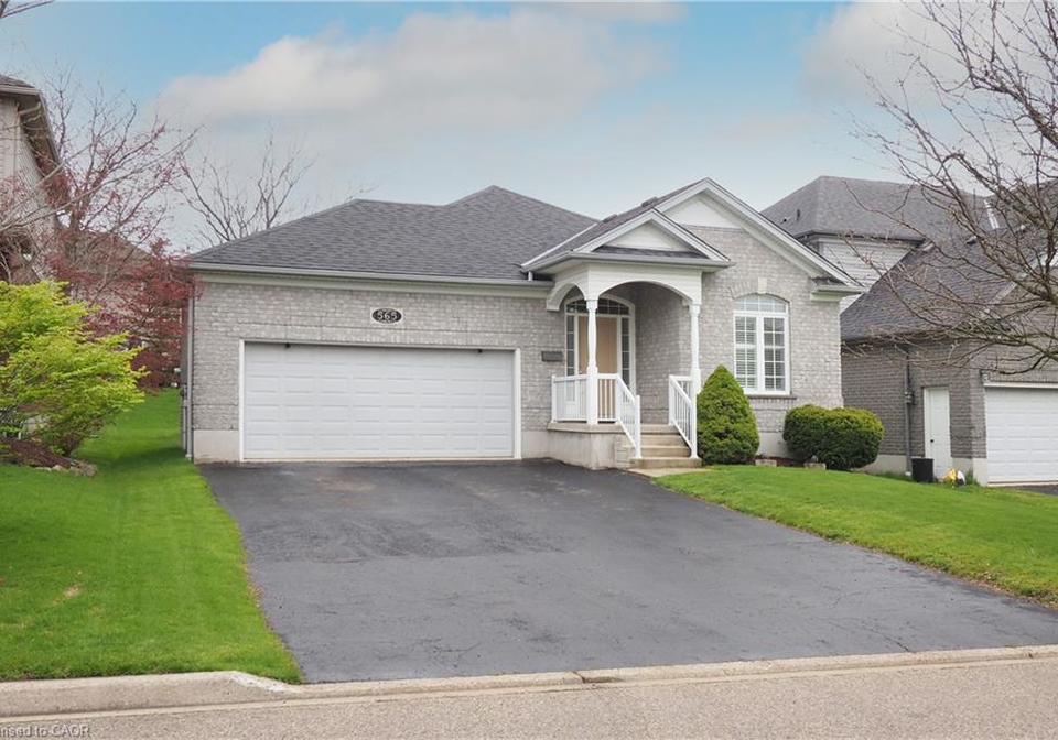 565-springwater-drive-waterloo-ontario-40852929
