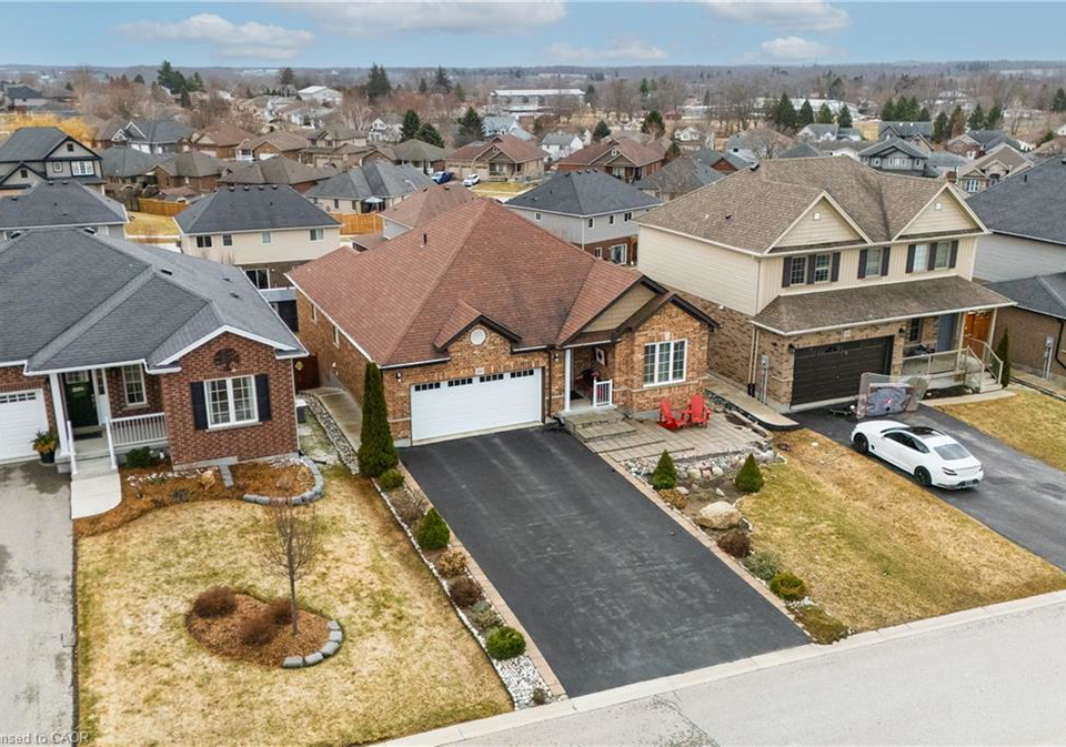 29-english-crescent-plattsville-ontario-40852956