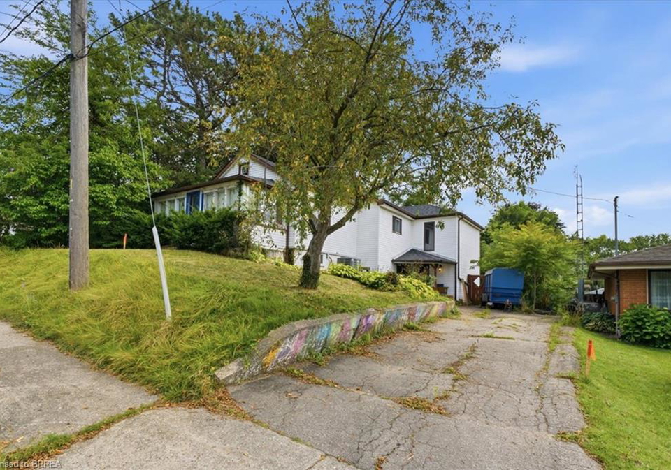 367-nelson-street-brantford-ontario-40852971