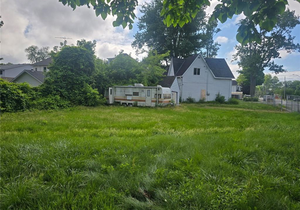 702-cedar-street-haldimand-ontario-40853003