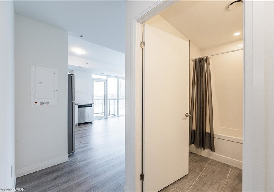 108-garment-street-s-kitchener-ontario-40853006