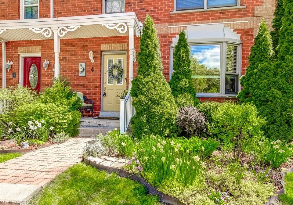 4-edgewater-drive-stoney-creek-ontario-40853022