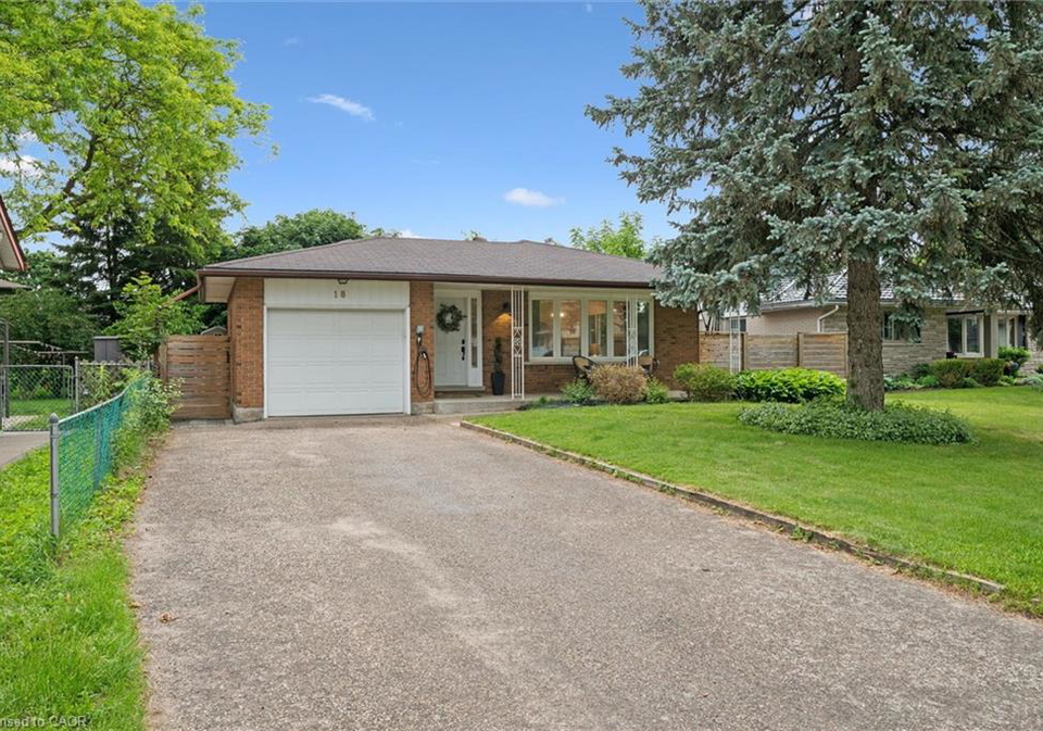 18-jasper-court-kitchener-ontario-40853059