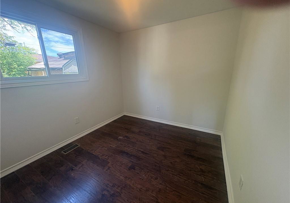 427-talbot-street-hamilton-ontario-40853063