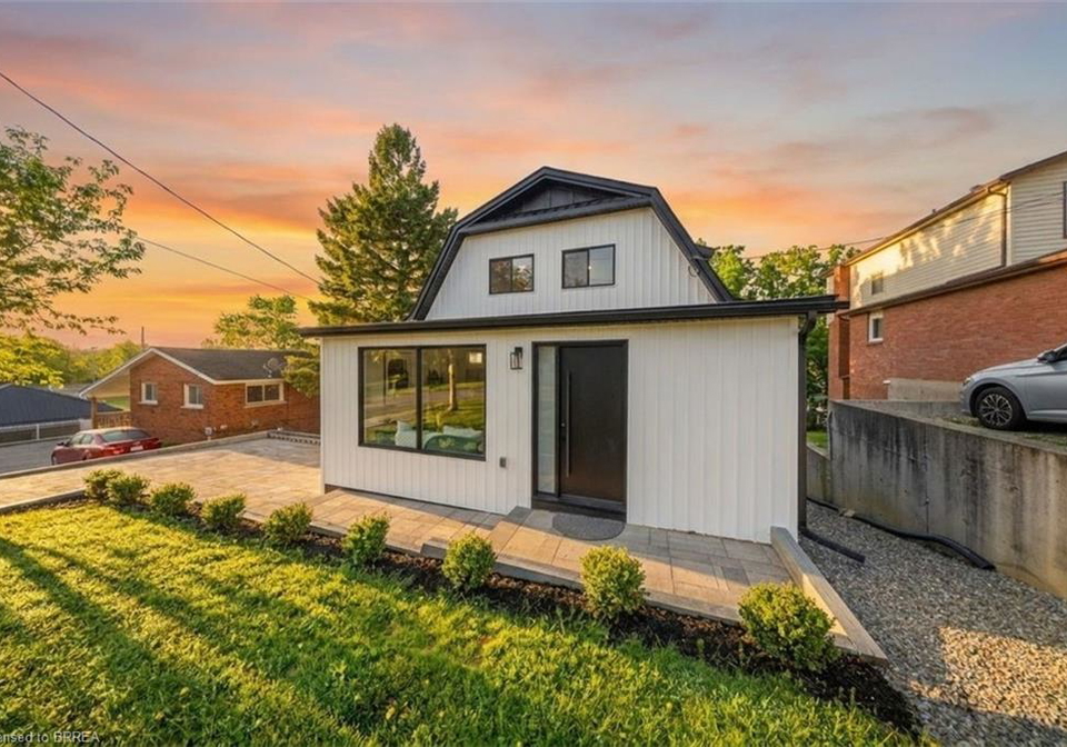 23-aberdeen-street-caledonia-ontario-40853069