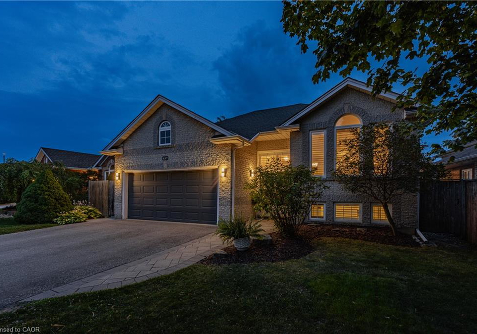 457-eastbridge-boulevard-waterloo-ontario-40853074