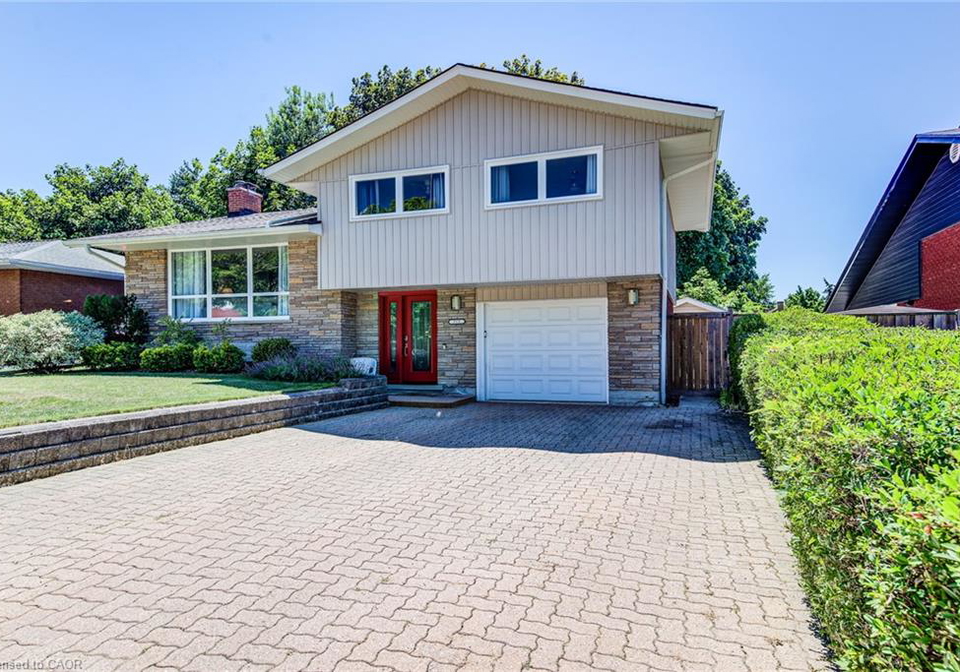 215-winfield-avenue-waterloo-ontario-40853084