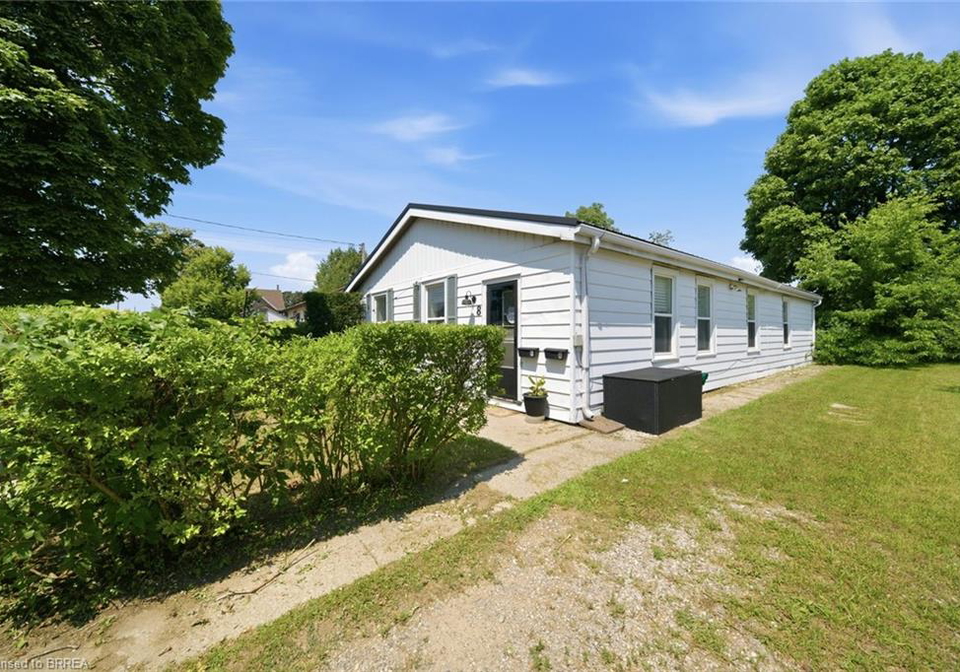 8-russell-street-brantford-ontario-40853092