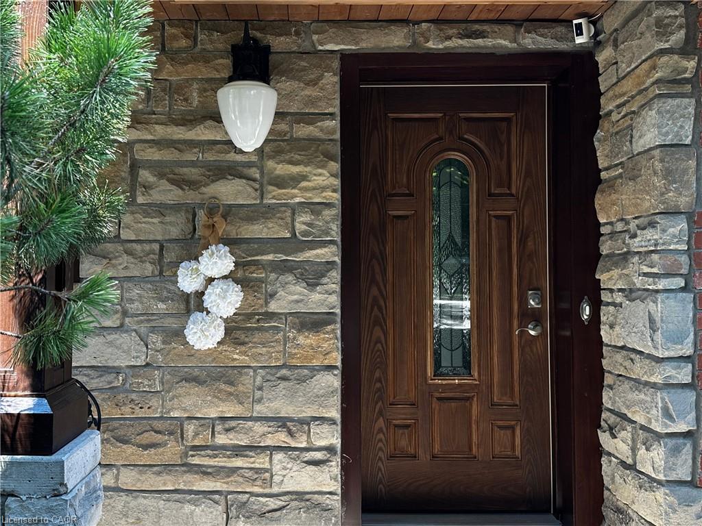 74-mitchell-street-ayr-ontario-40853097