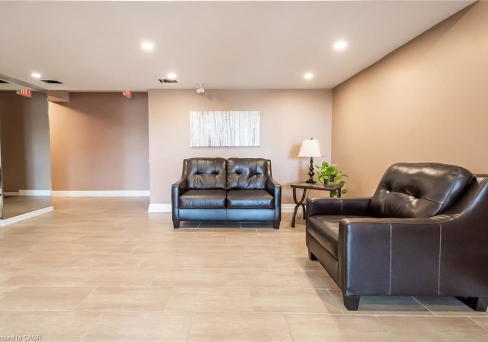 99-donn-avenue-stoney-creek-ontario-40853101