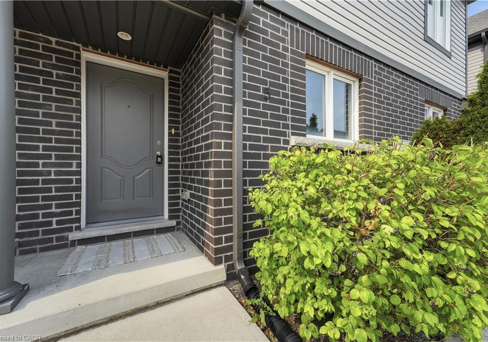 7768-ascot-circle-niagara-falls-ontario-40853112