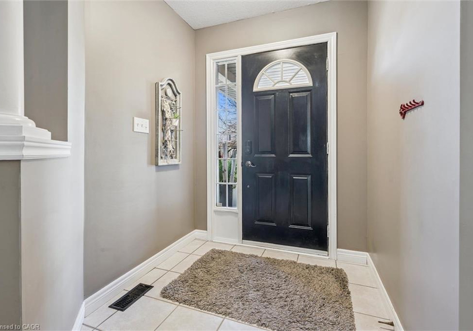 7-hearthbridge-street-kitchener-ontario-40853117