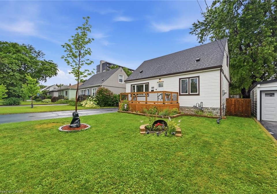 450-east-42nd-street-hamilton-ontario-40853119