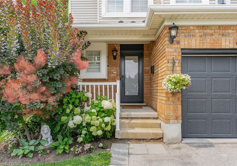 480-veronica-drive-kitchener-ontario-40853137