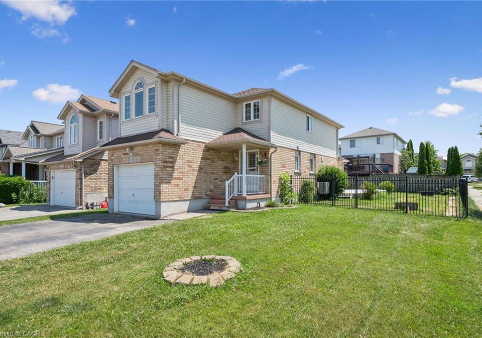 71-peach-blossom-crescent-kitchener-ontario-40853145