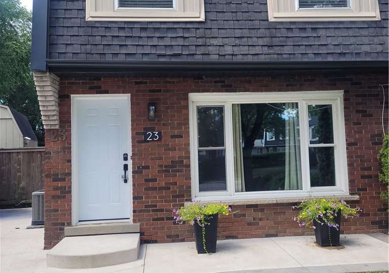 23-bentley-place-hamilton-ontario-40853161