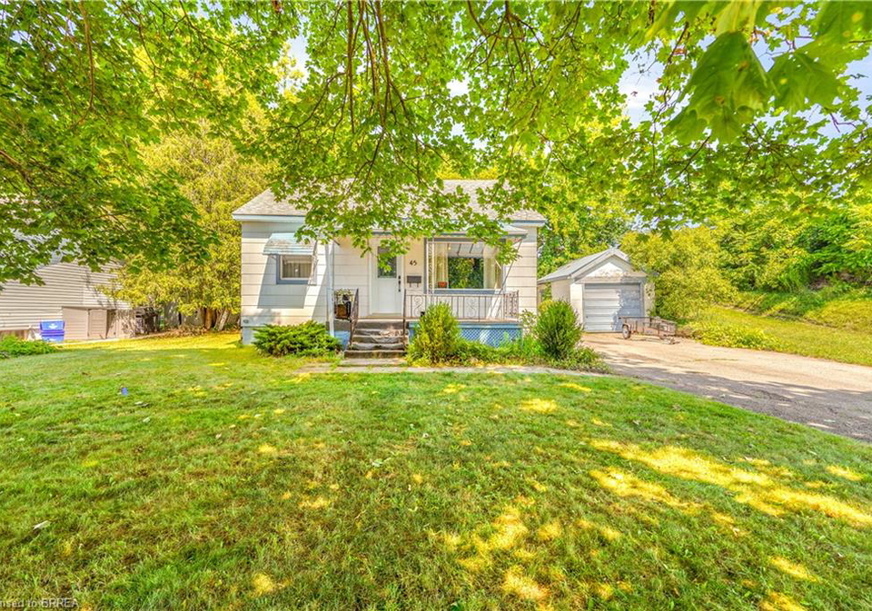 45-wellington-street-paris-ontario-40853179