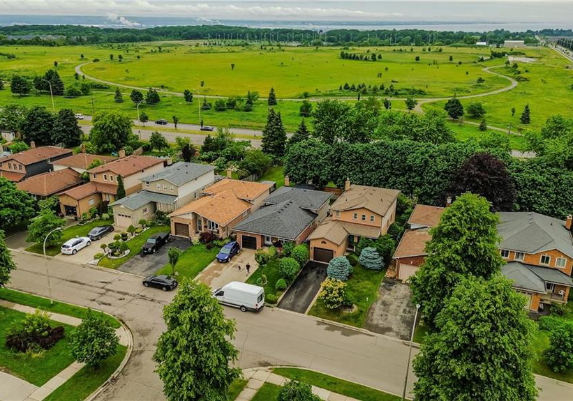 12-branthaven-drive-stoney-creek-ontario-40853187