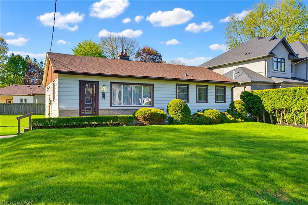 10-oakley-court-ancaster-ontario-40853191
