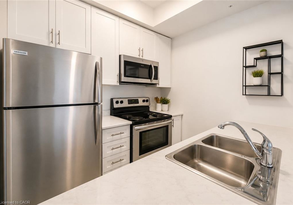 81-robinson-street-hamilton-ontario-40853196
