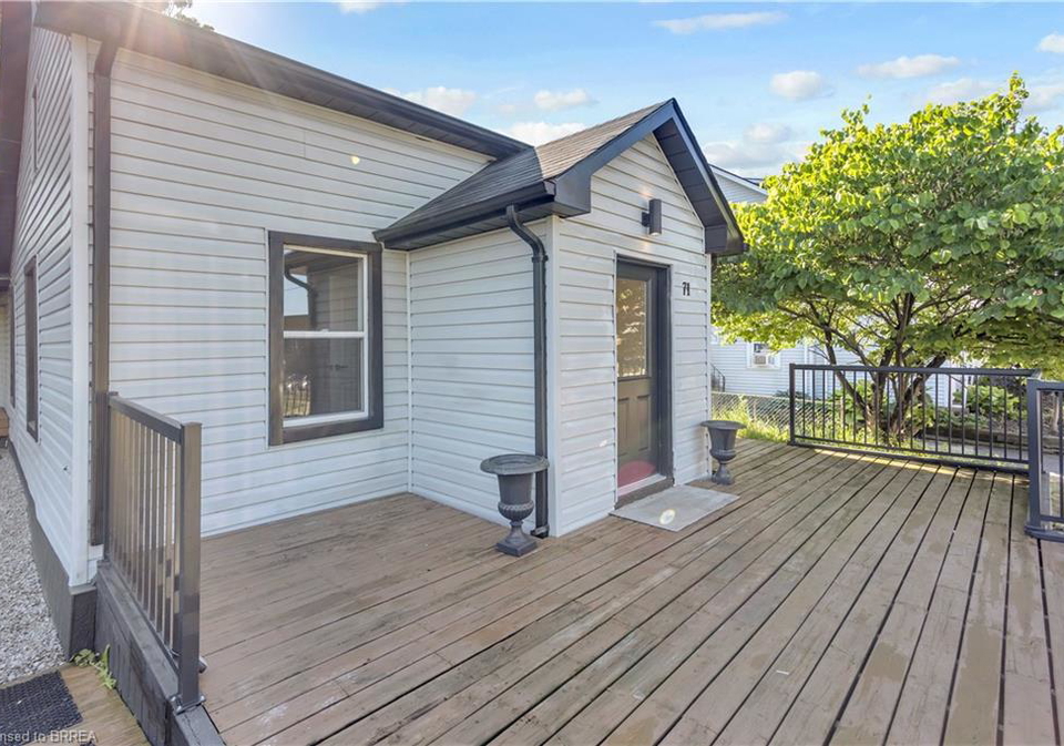 71-kent-street-n-simcoe-ontario-40853197