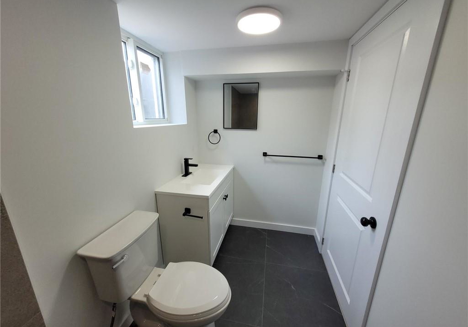 132-east-31st-street-hamilton-ontario-40853200