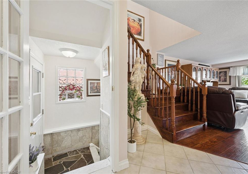 86-bridlewreath-street-kitchener-ontario-40853217