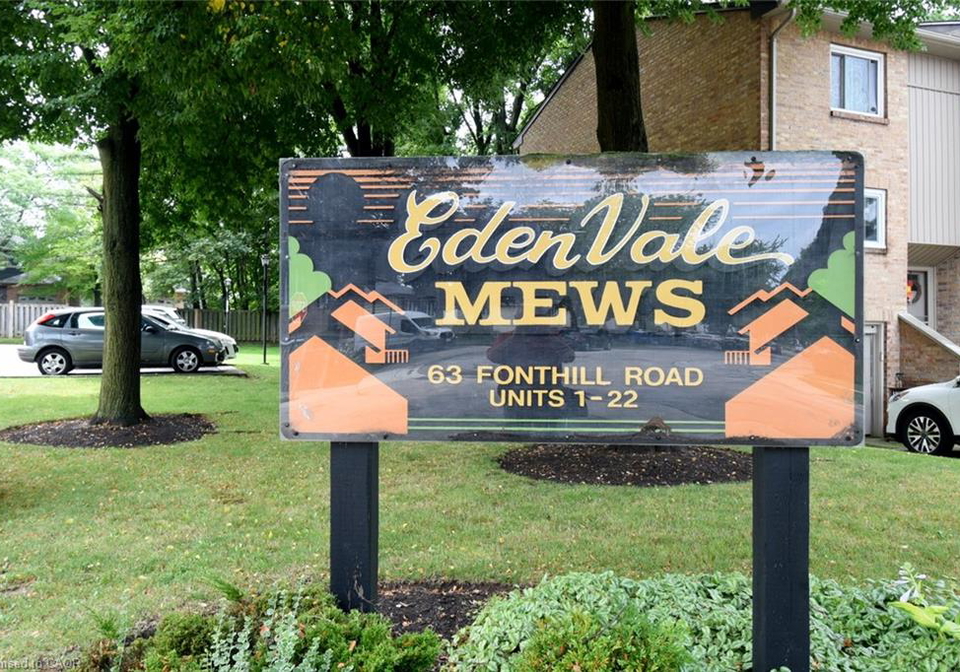 63-fonthill-road-hamilton-ontario-40853219
