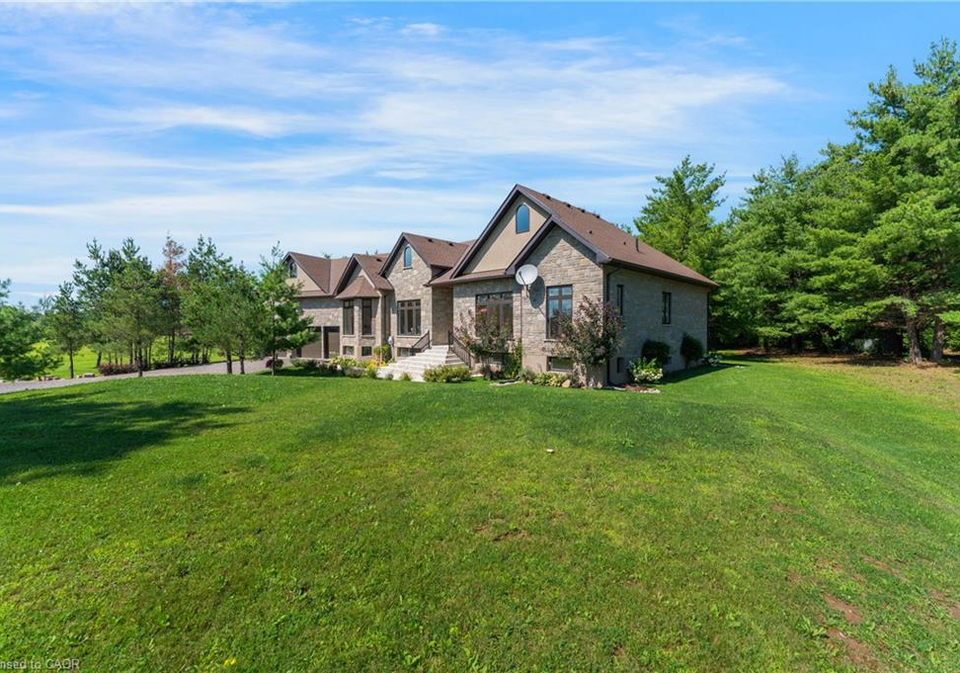 986-highway-8-hamilton-ontario-40853234