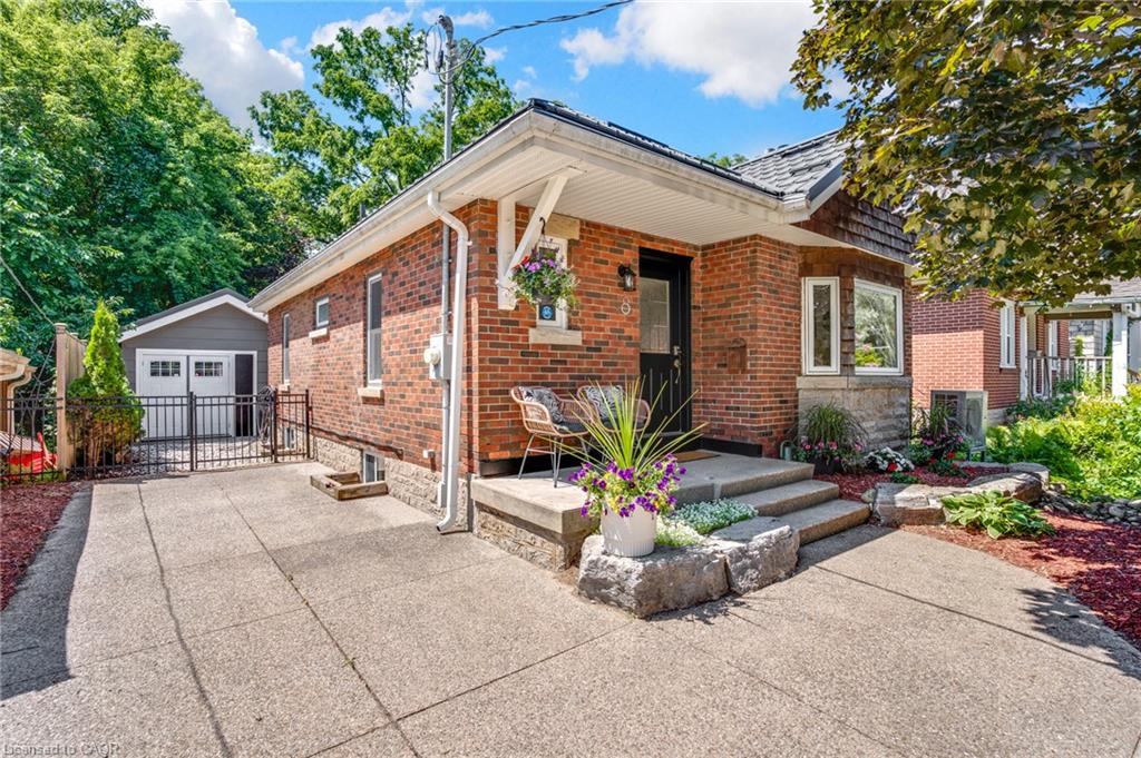 18-west-river-street-paris-ontario-40853240