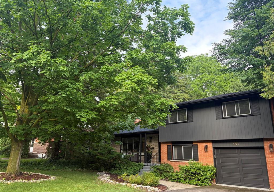 131-renaud-drive-waterloo-ontario-40853281
