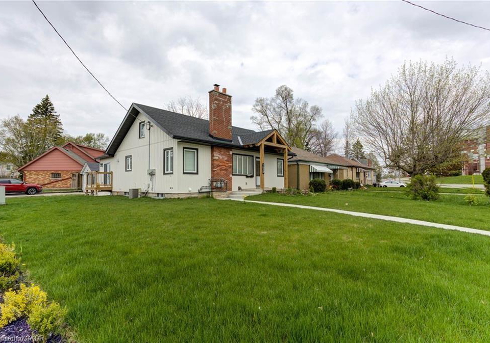 1030-queens-boulevard-kitchener-ontario-40853288