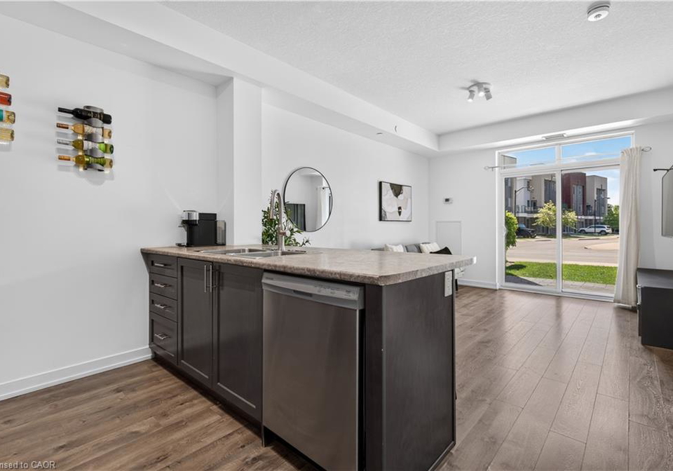 101-shoreview-place-stoney-creek-ontario-40853336