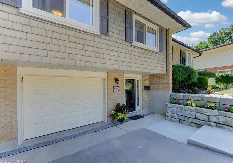 518-twin-oaks-crescent-waterloo-ontario-40853357