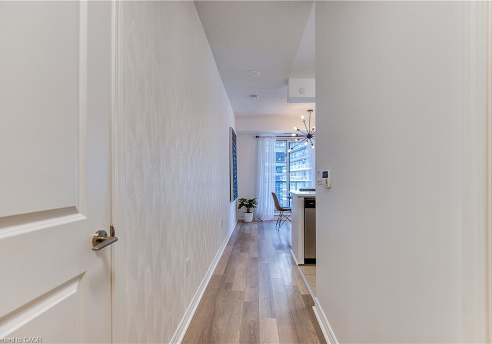 39-annie-craig-drive-toronto-ontario-40853384