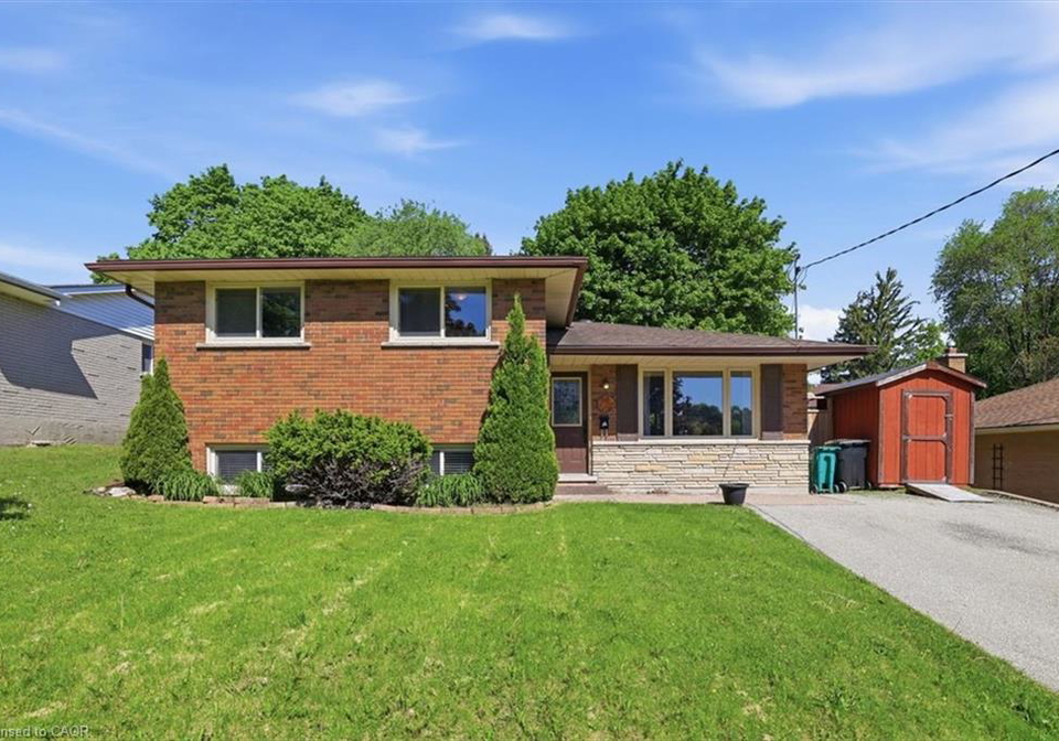 149-avondale-road-cambridge-ontario-40853411