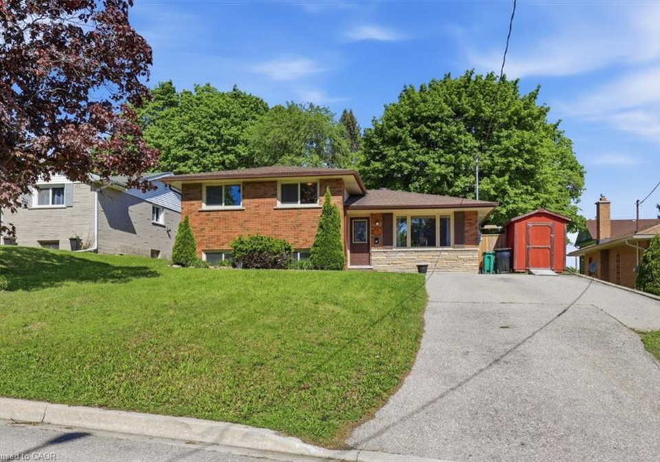 149-avondale-road-cambridge-ontario-40853411