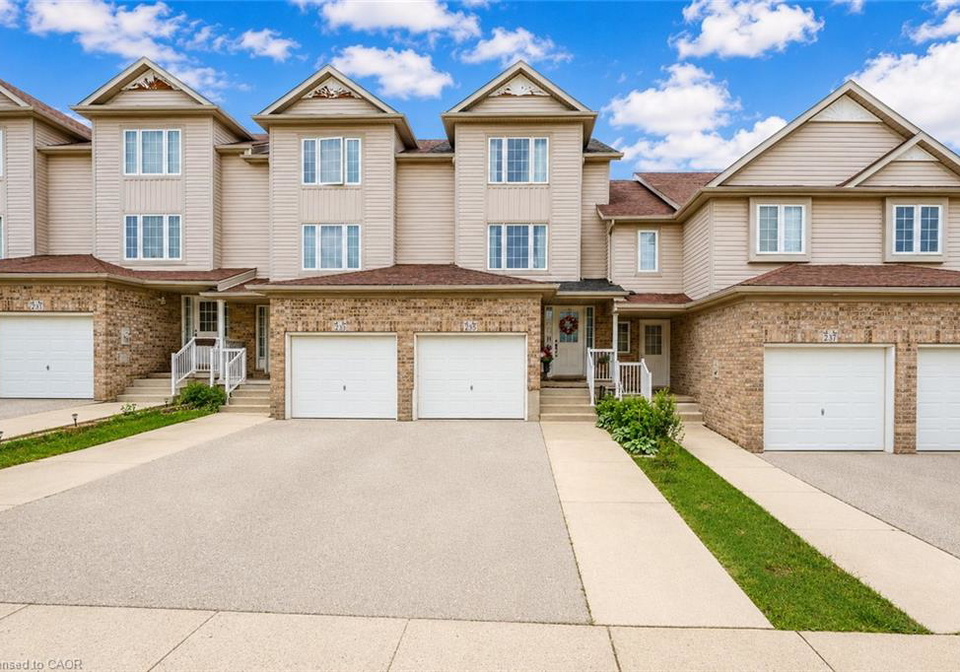 235-red-clover-court-kitchener-ontario-40853432