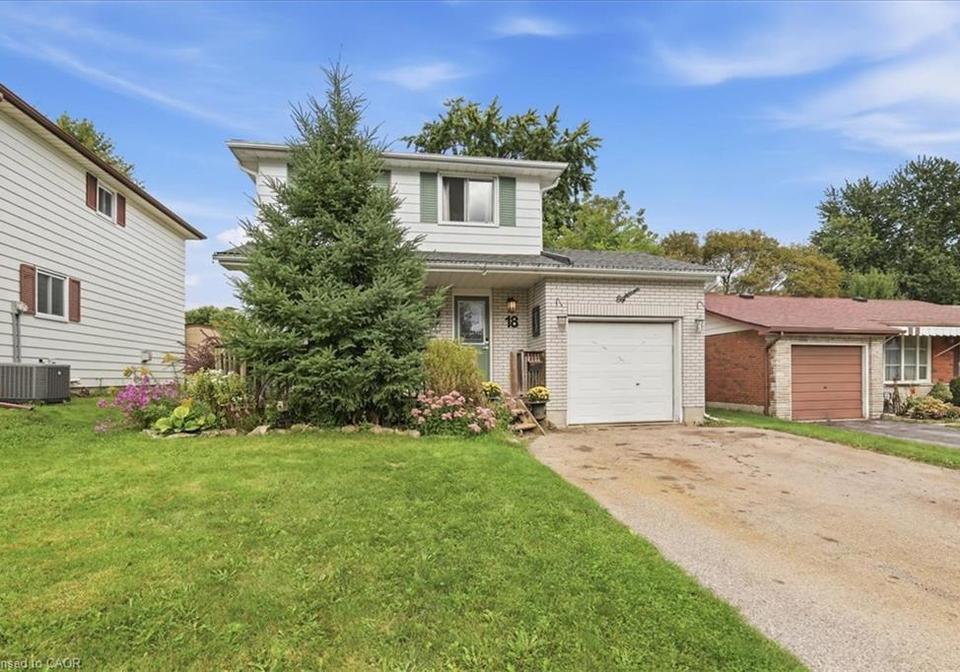 18-forest-glen-court-kitchener-ontario-40853452