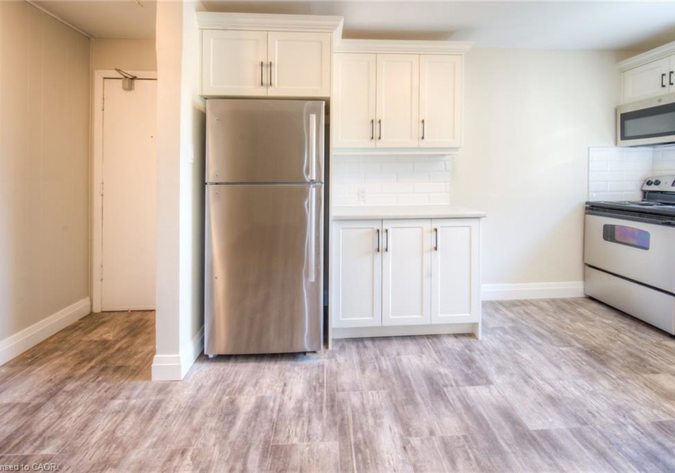 158-erb-street-e-waterloo-ontario-40853497