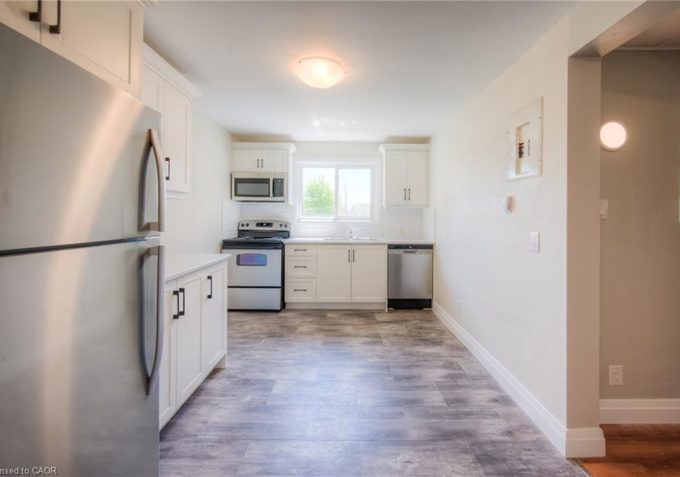 158-erb-street-e-waterloo-ontario-40853497