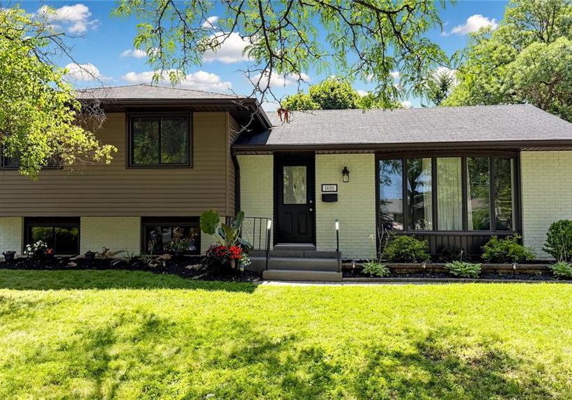 1486-barker-avenue-burlington-ontario-40853528