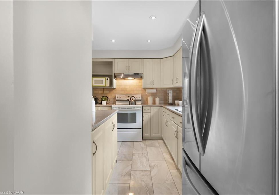 421-bairstow-crescent-waterloo-ontario-40853529