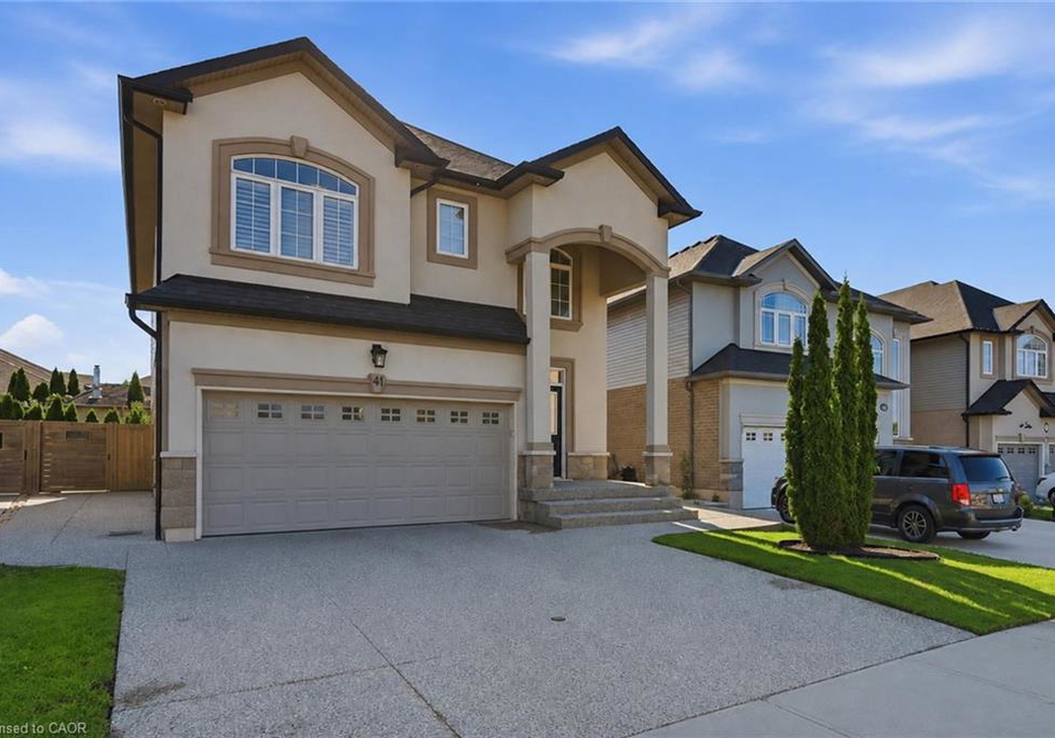41-aquasanta-crescent-hamilton-ontario-40853533