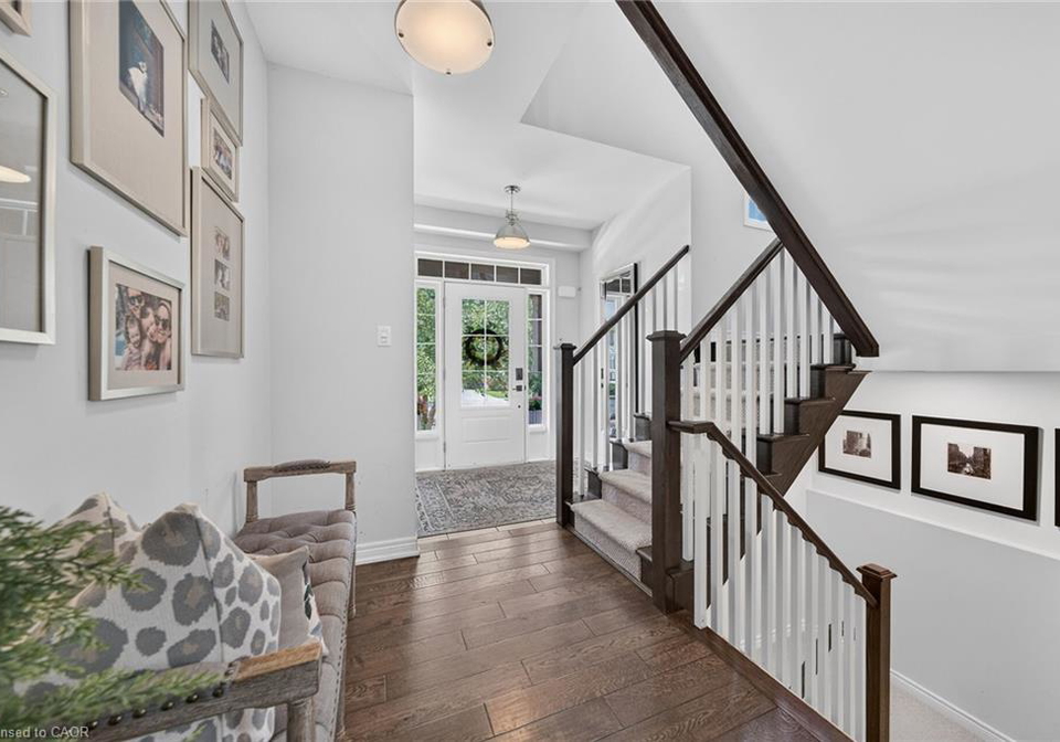 256-moorland-crescent-ancaster-ontario-40853534