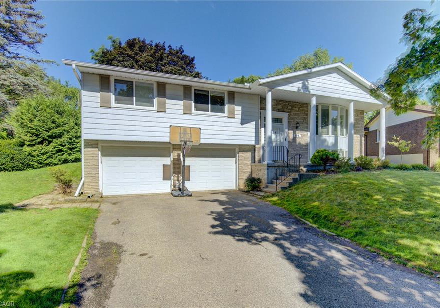 106-autumn-hill-crescent-kitchener-ontario-40853540