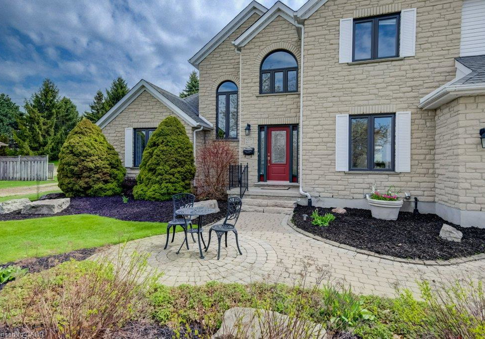 207-woodridge-drive-mannheim-ontario-40853548