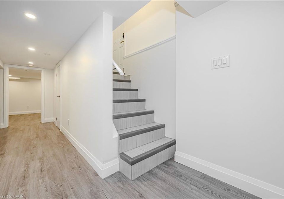 74-cathcart-street-hamilton-ontario-40853550