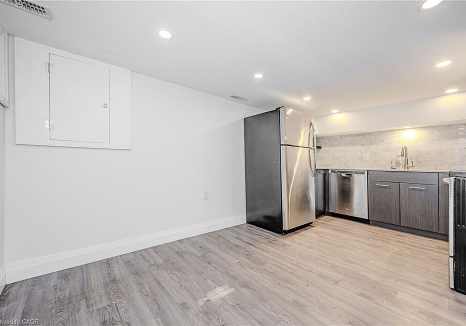 74-cathcart-street-hamilton-ontario-40853550