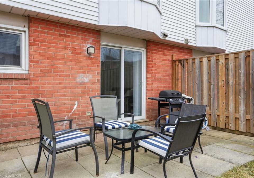1255-upper-gage-avenue-hamilton-ontario-40853563